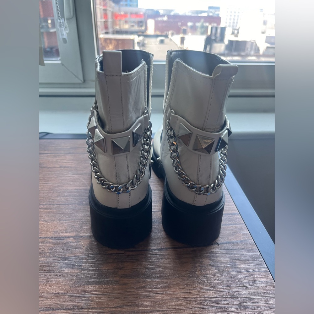 Marc Fisher Boots size 10